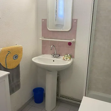 Pour 4 Personnes A 50m De La *
